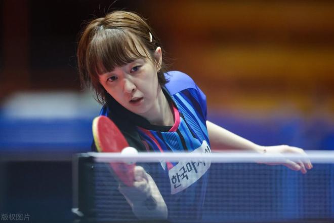 乎球员的个 乎球员的个